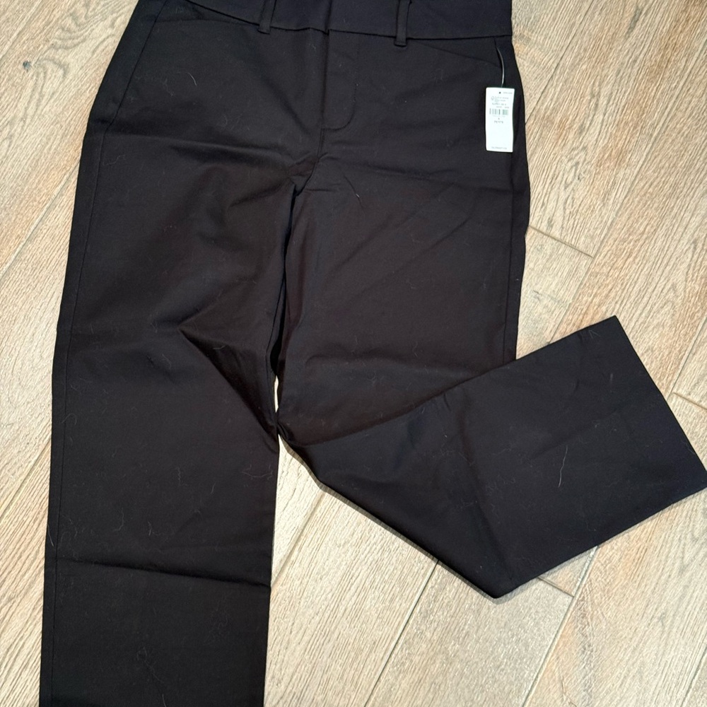 Brand new with tags Old Navy Women's Black Chinos - size 6 petite